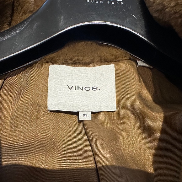 Vince Double Breasted Teddy Faux Fur Jacket/Coat, Size XS, Camel - Picture 9 of 15